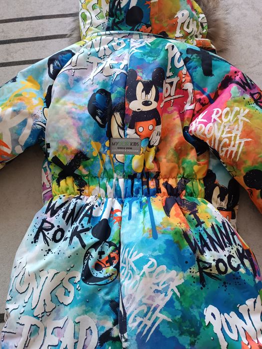 Продам детский комбинезон