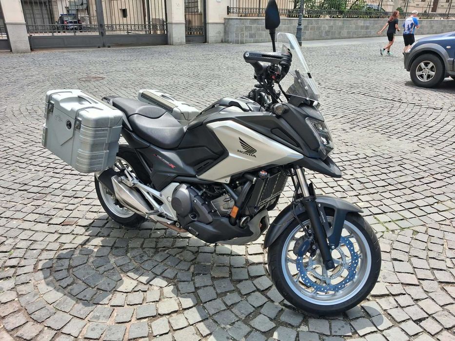 HONDA  2018 — imagine 1