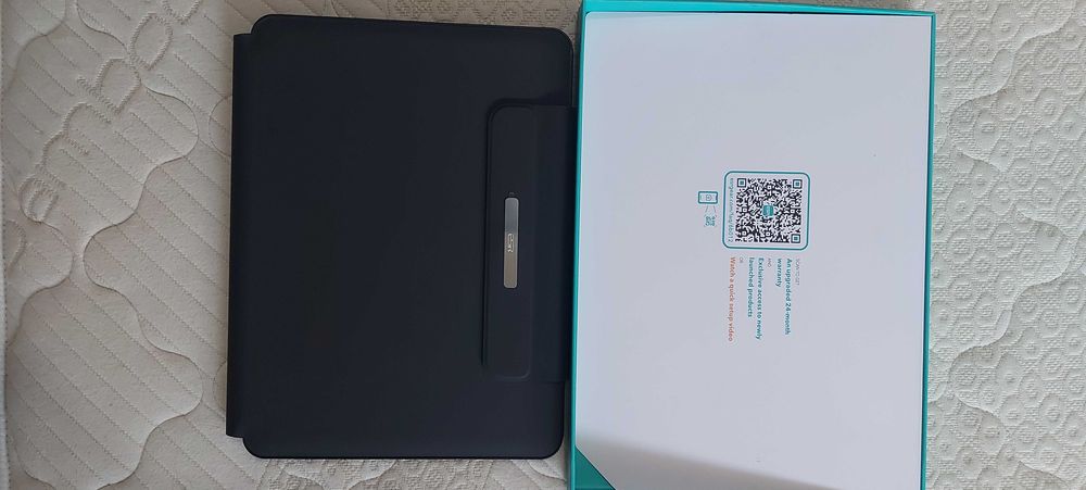 Магнитна клавиатура ESR нова