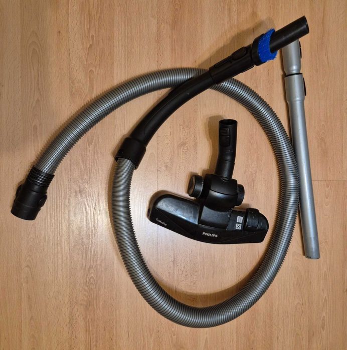 Aspirator fara sac Philips PowerPro Compact FC9330/09, 750W, PowerCycl