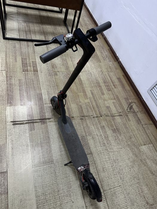 Продаю электросамокат