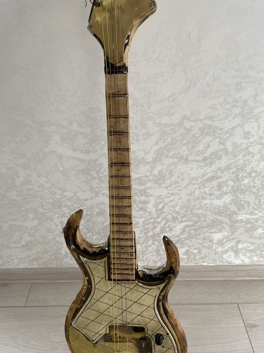 Электро-гитара урал 70-х