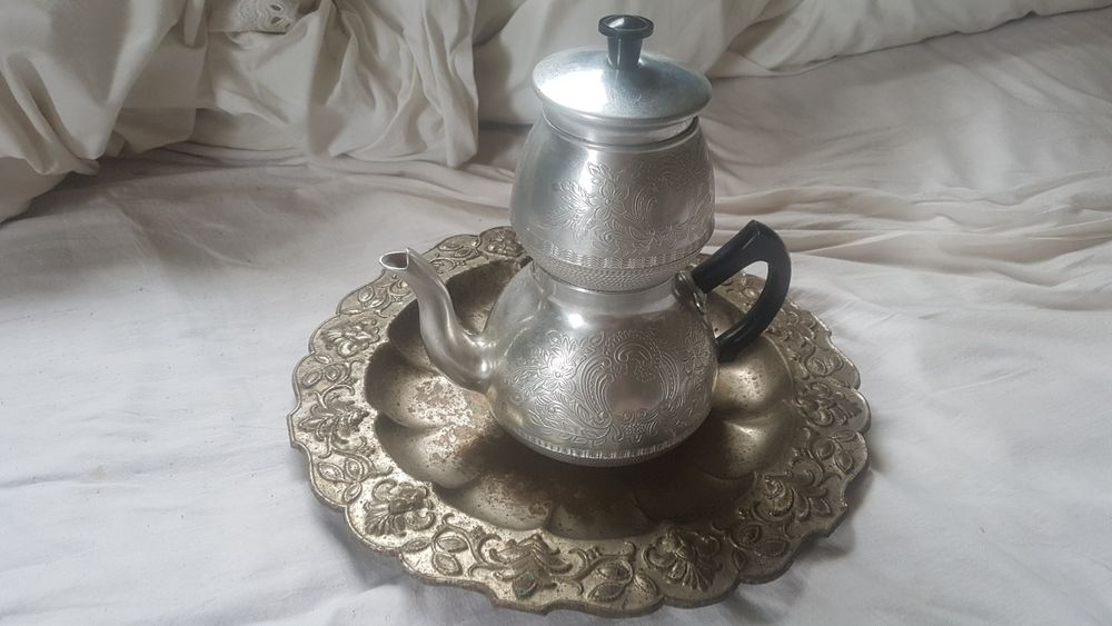 Немски (ABS) и австрийски (Bachmann Wien) прибори, чайник, поднос