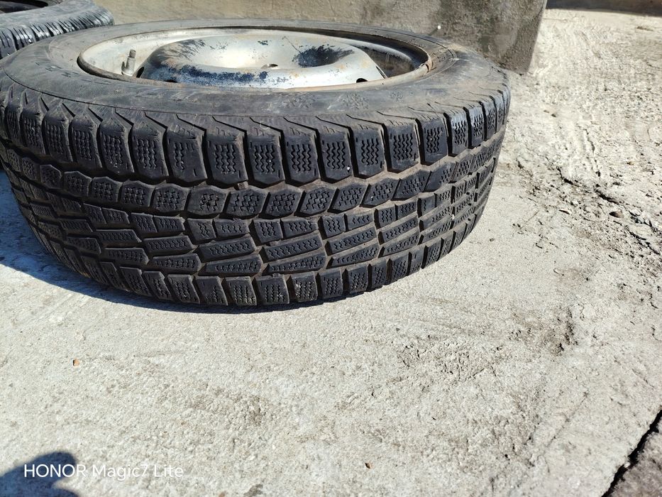 Vând 4Jenti Logan+4jenti Renault pentru Duster