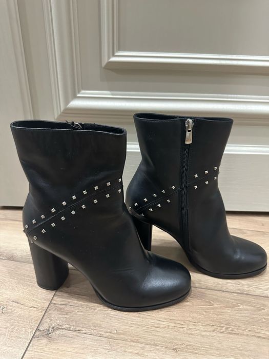 Продам обувь полуботинки