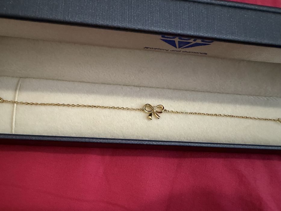 Сребърна гривна