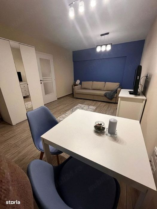 Universitate, Bd. Balcescu, Romana, garsoniera excelent pozitionata