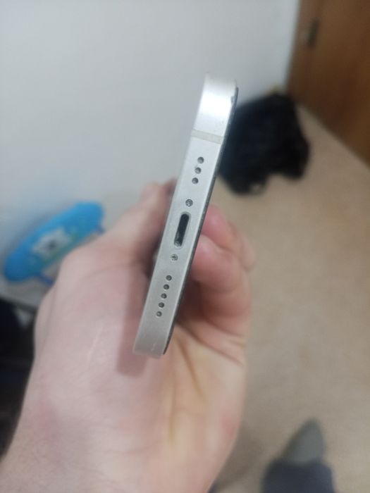 Продам айфон 12 в идеале 120к