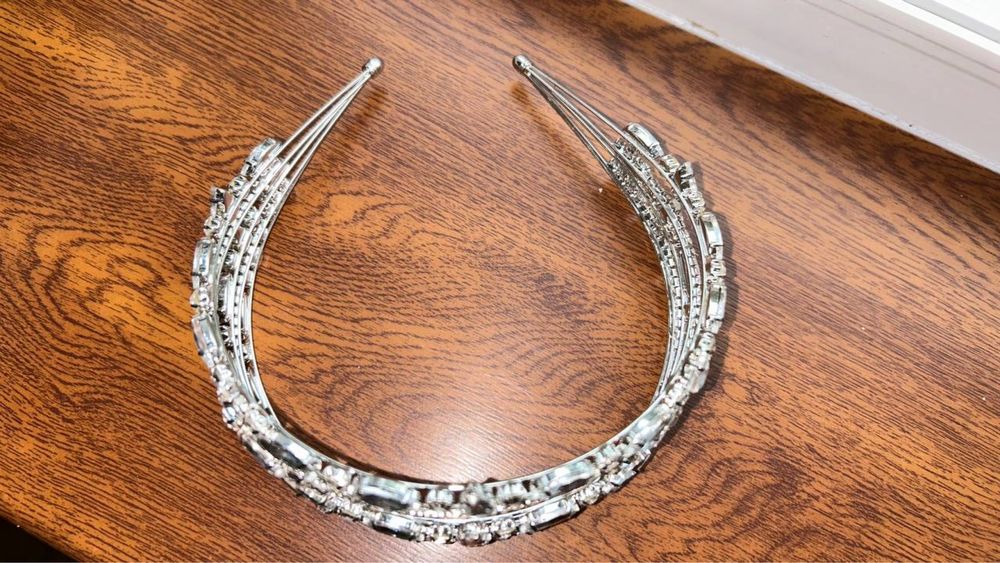 Свадебная диадема