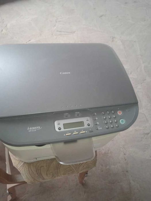 Продаётся принтер Canon МФУ-3 в 1 в отличном рабочем состоянии-