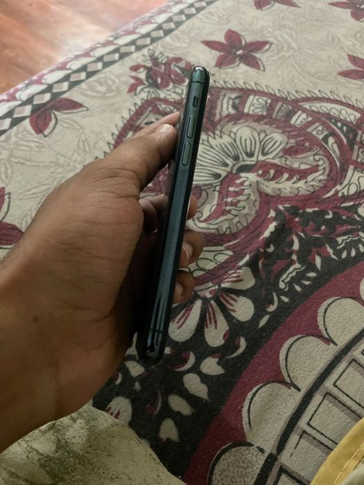 iPhone 11 pro 64gb