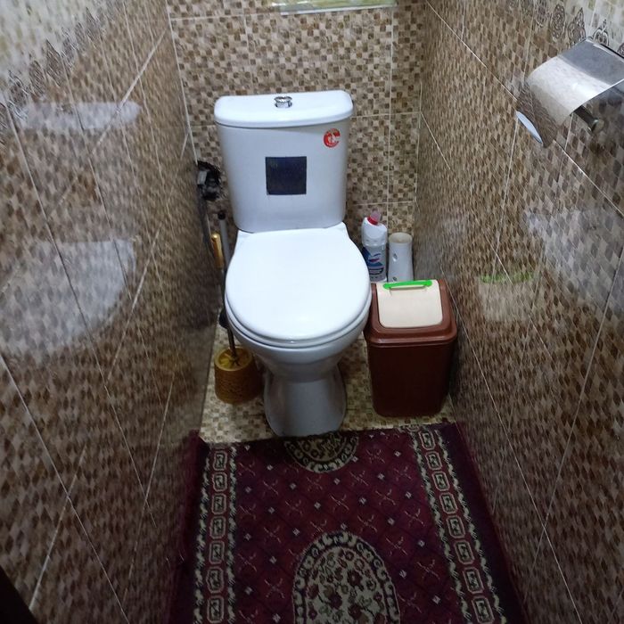 Uy sotiladi 3 xona yevro remont