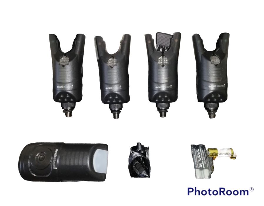 Set 4 Avertizori cu Statie EastShark + Set 4 Swingere MKM3 cu Iluminar