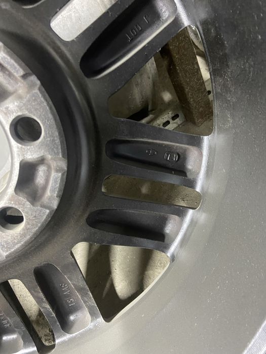 Диски оригинал Фораннер 4Runner r20.