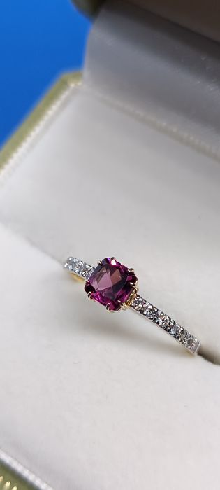 Продается золотое кольцо