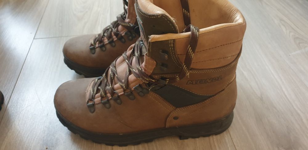 Bocanci Meidl  stare foarte bună