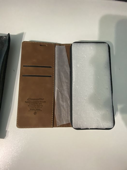 Husa Iphone 16 Pro Max CaseMe din piele noua (tip portofel)