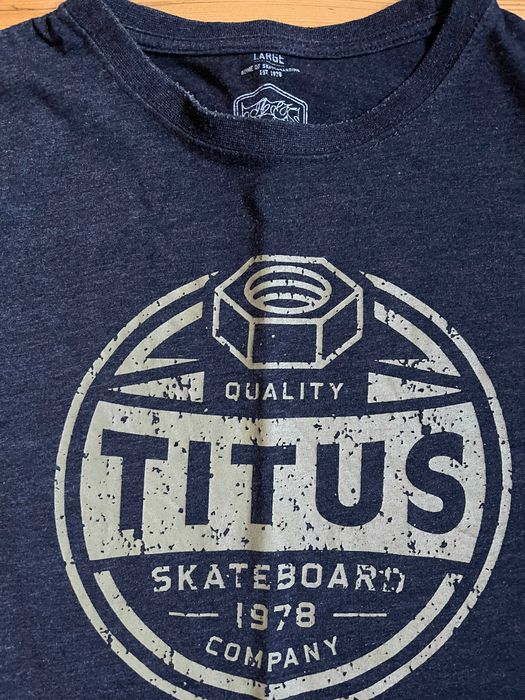 TITUS  EST.1978 тениски размер L