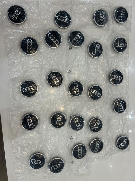 AUDI оригинални капачки к-кт от 4 бр.
