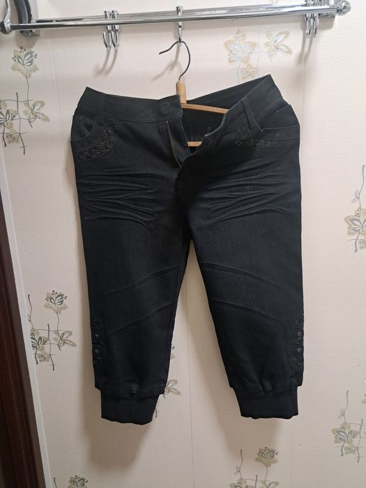 Джинсы - бриджи женские