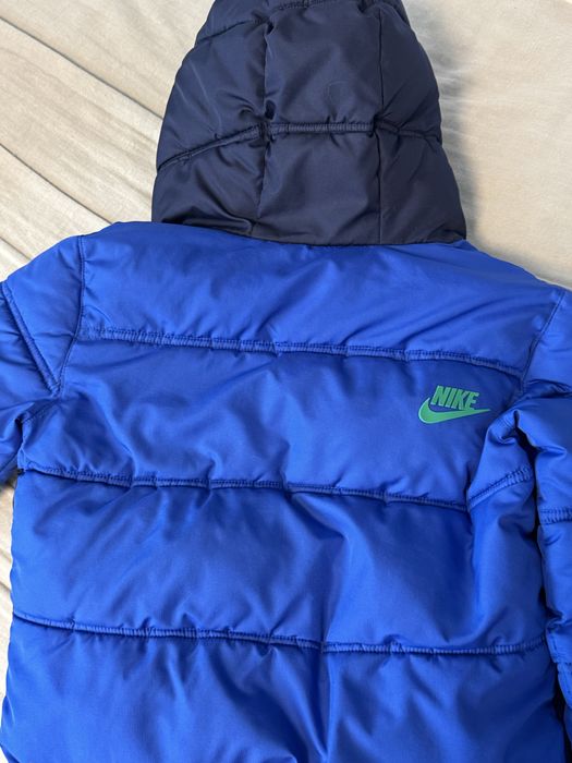 Детско зимно яке Nike 98-104