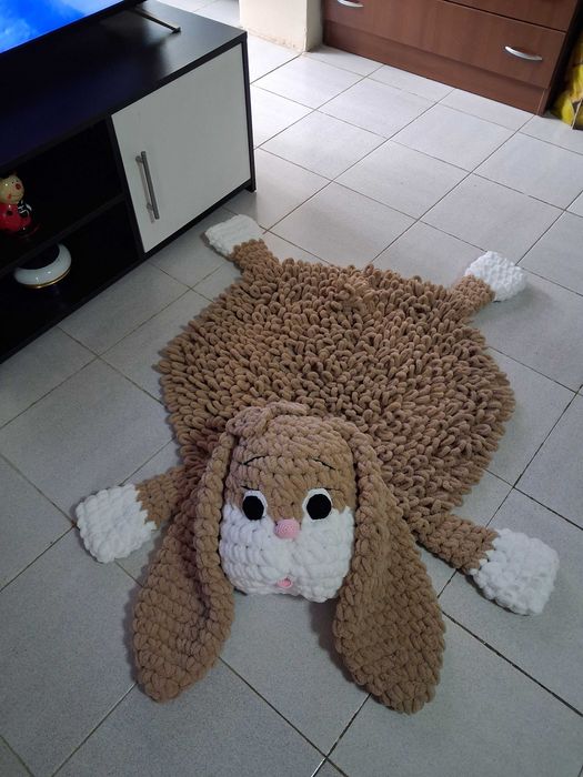 Детско плетено килимче/играчка
