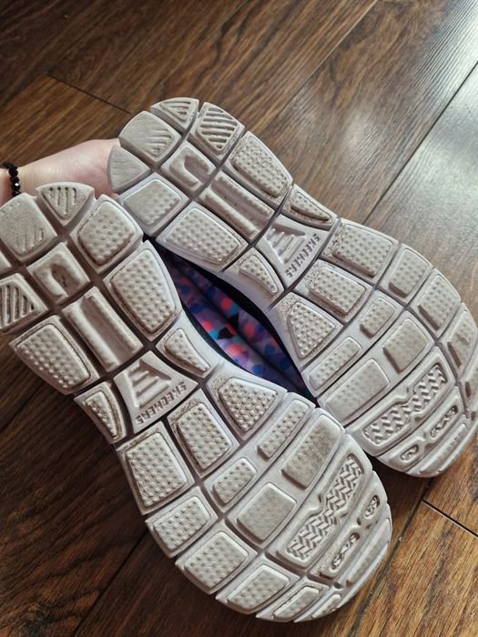 Маратонки Skechers 35 номер