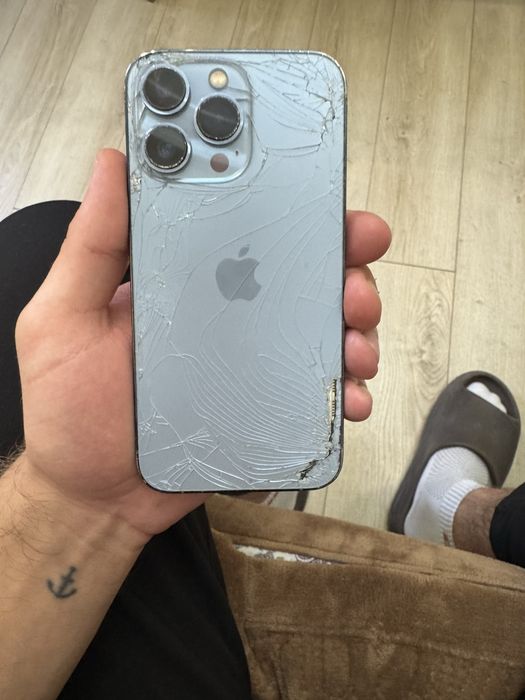 Iphone 11, iphone 13 pro