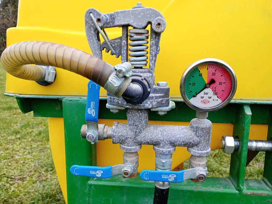 Пръскачка 200л.за трактор