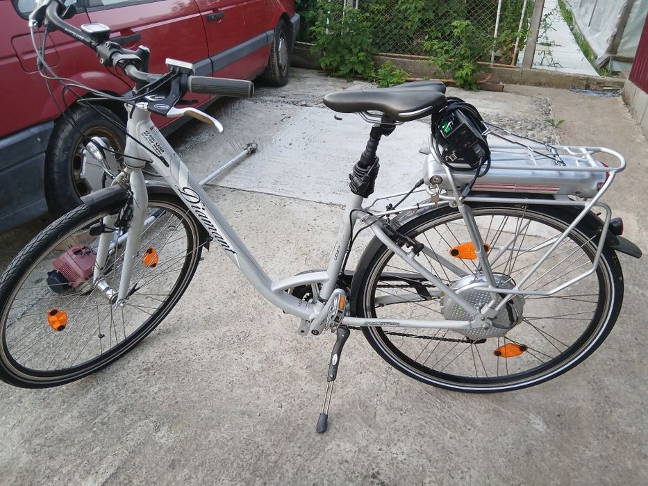 Vând bicicleta Diamant electrica