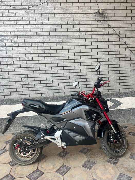 Skuter sotiladi narxini kelishamiz