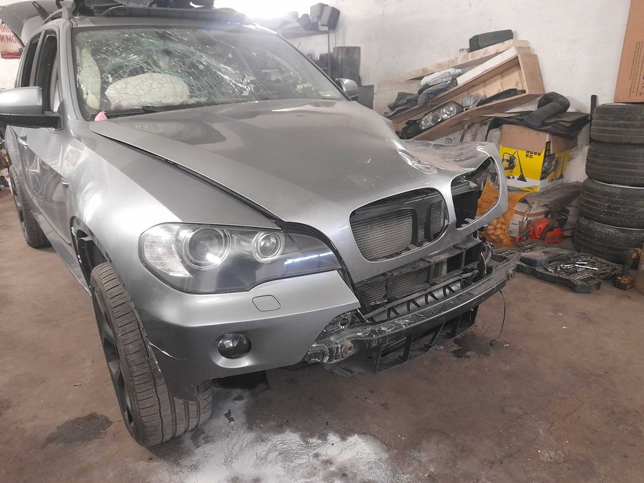 Бмв х5 е70 3.0д 235кс на части