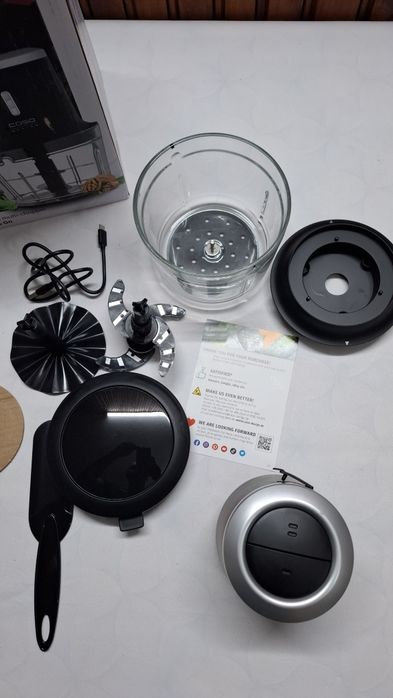 Безжичен чопър CASO Chop & Go с 4 остриета,2300 оборота в минута,200w