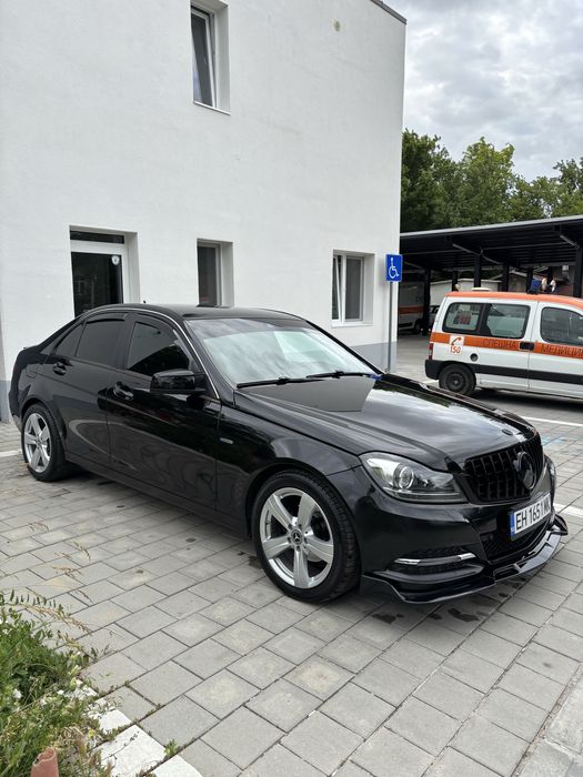 Мерцедес С200 2014г.