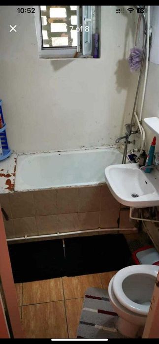 VAND APARTAMENT cu 2 camere negociabil