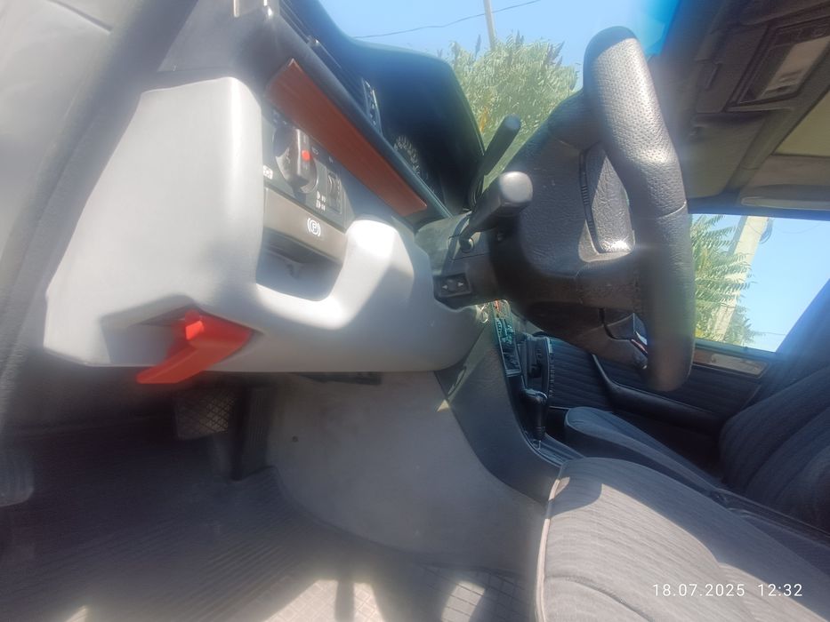 Мерседес Benz w124