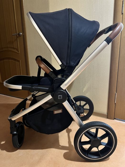 Продается коляска Moon Resea S