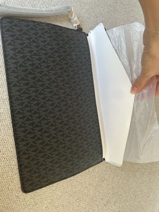 Клатч / документница Michael Kors, новая