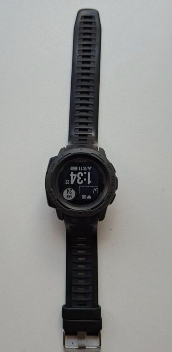 Smartwatch Garmin Instinct in stare excelentă