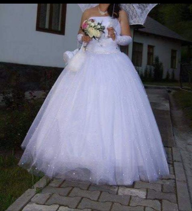 Rochie de mireasa printesa