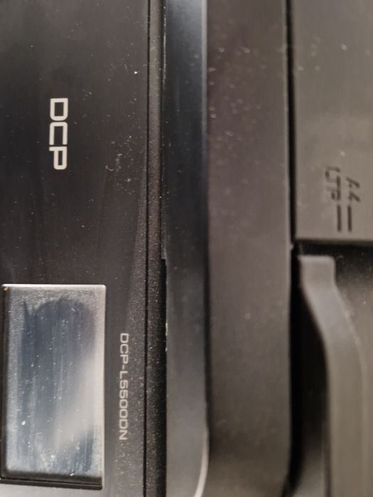 Vând multifuncțional Brother DCP L5500DN