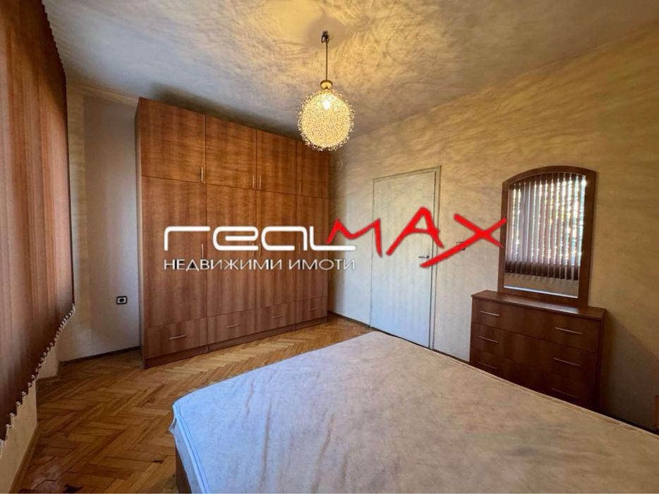 Продава се Тристаен апартамент в Казанлък - 102 кв.м за 1145 €/кв.м - Снимка #6