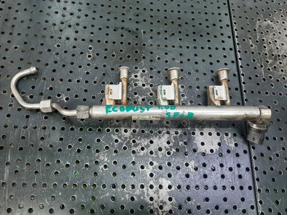 rampa injectoare 1.0 b ecoboost sfjb ford  b-max  fiesta 6  0261555137