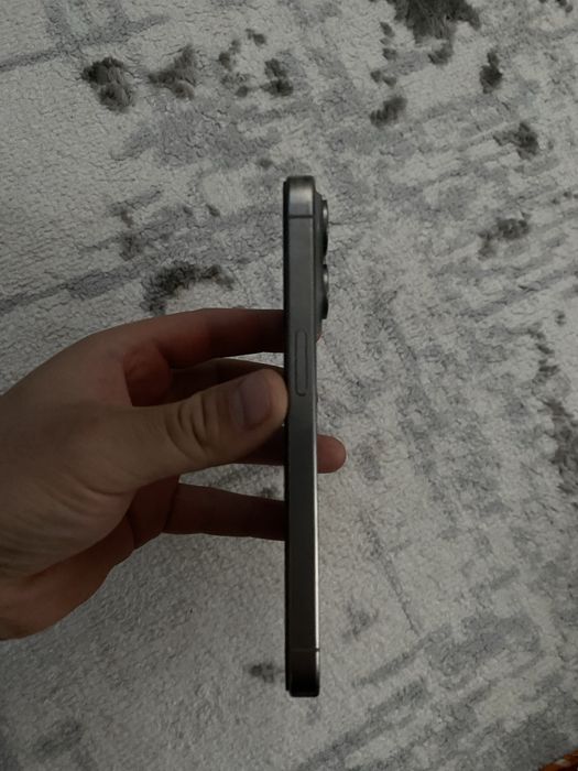 Iphone 15 pro,256 gb