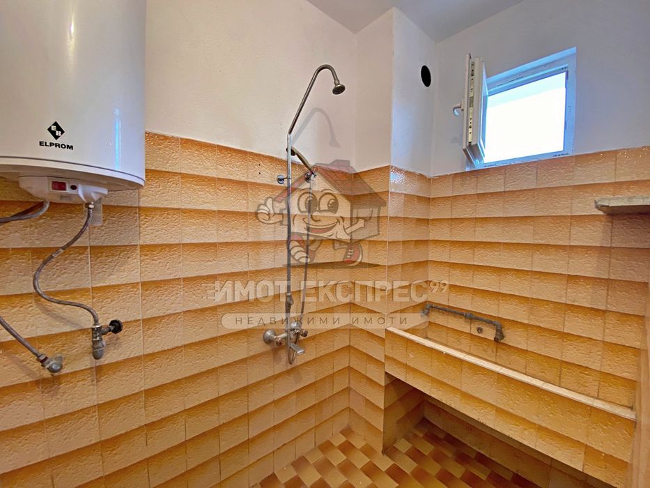 Дава се под наем Многостаен апартамент в Асеновград - 90 кв.м за 204 € - Снимка #11