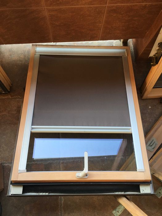 Ferestre mansarda Fakro originale cu dimensiuni 78*98+rolete si 55*78