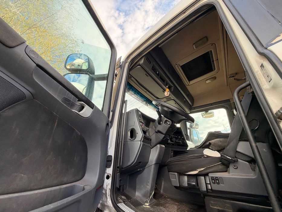 Cabina Scania G400 Euro 5 din dezmembrari ( + capota + bara + scaune etc ) DEZMEMBREZ PIESE