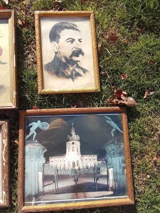 Стари картини.           .