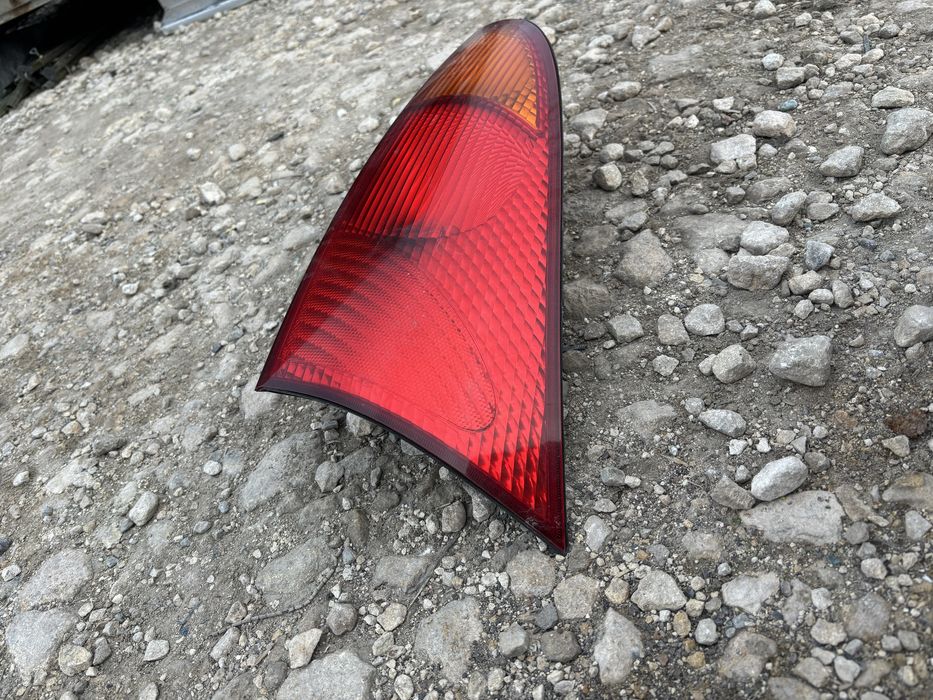 Десен стоп за Форд фокус за мка3 комби 2002- 2008