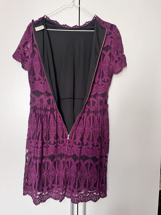 Рокля за повод  бордо